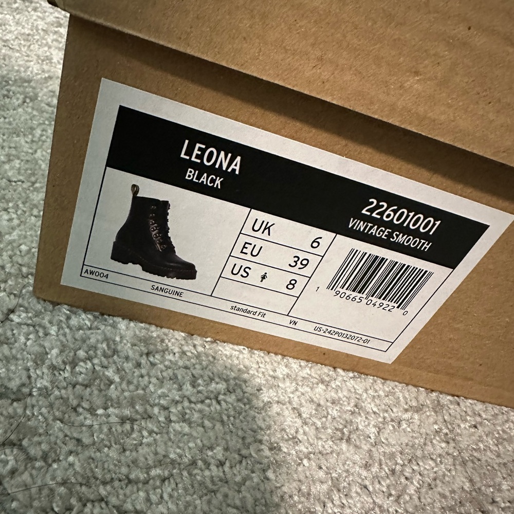 Dr marten Leona boots